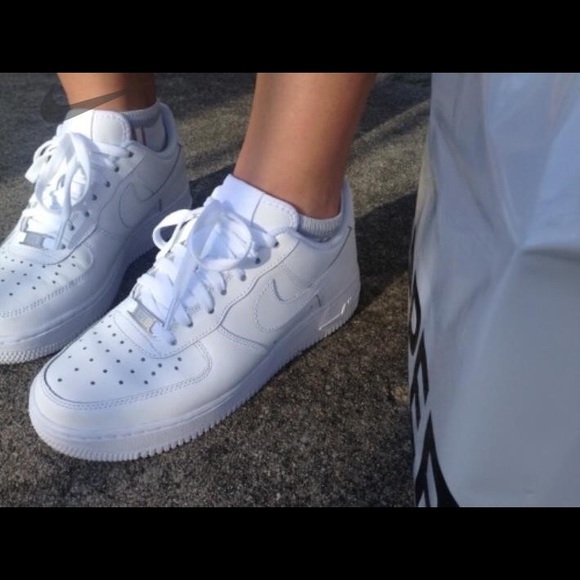 nike air force 1 low white women